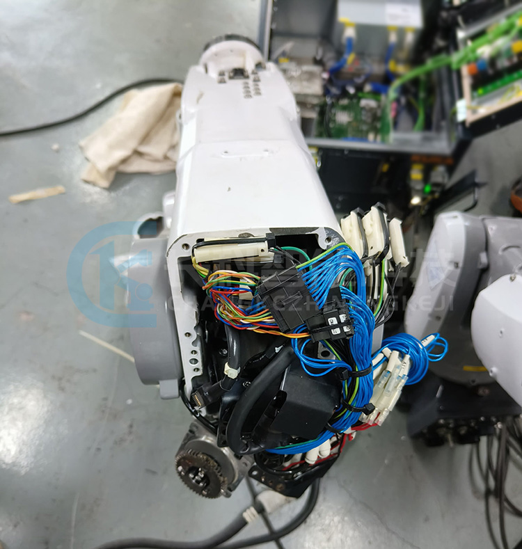 維修那智機(jī)器人MZ04、MZ07