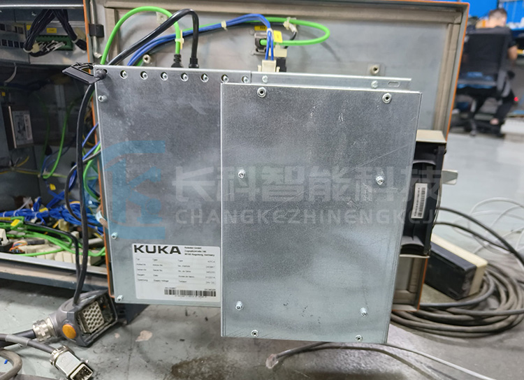 KUKA庫(kù)卡機(jī)器人KR C4 smallsize控制柜維修 KUKA庫(kù)卡機(jī)器人KR C4 smallsize控制柜維修