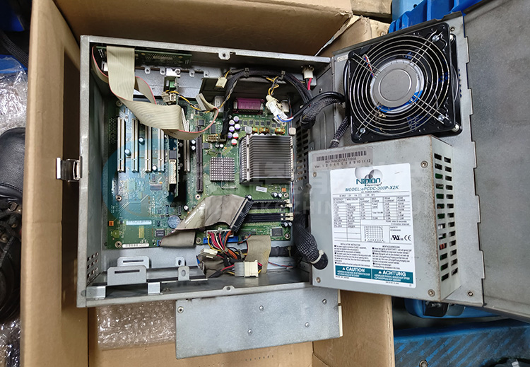 庫卡機器人KR C2主機箱00-180-791