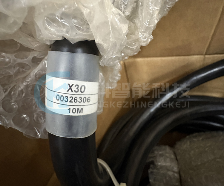 庫卡機(jī)械臂動(dòng)力線纜00-326-306 X30 庫卡機(jī)械臂動(dòng)力線纜00-326-306 X30